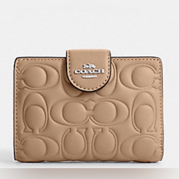 Coach Medium Corner Zip Wallet With Signature CM241 Silver/Taupe - Picture 1 of 6